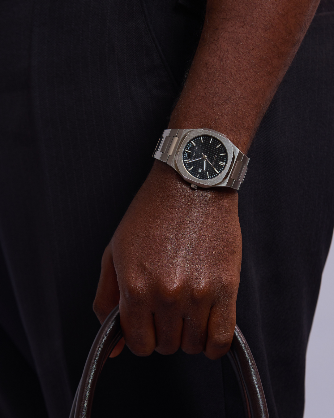 Silver x Black Astral Date Master