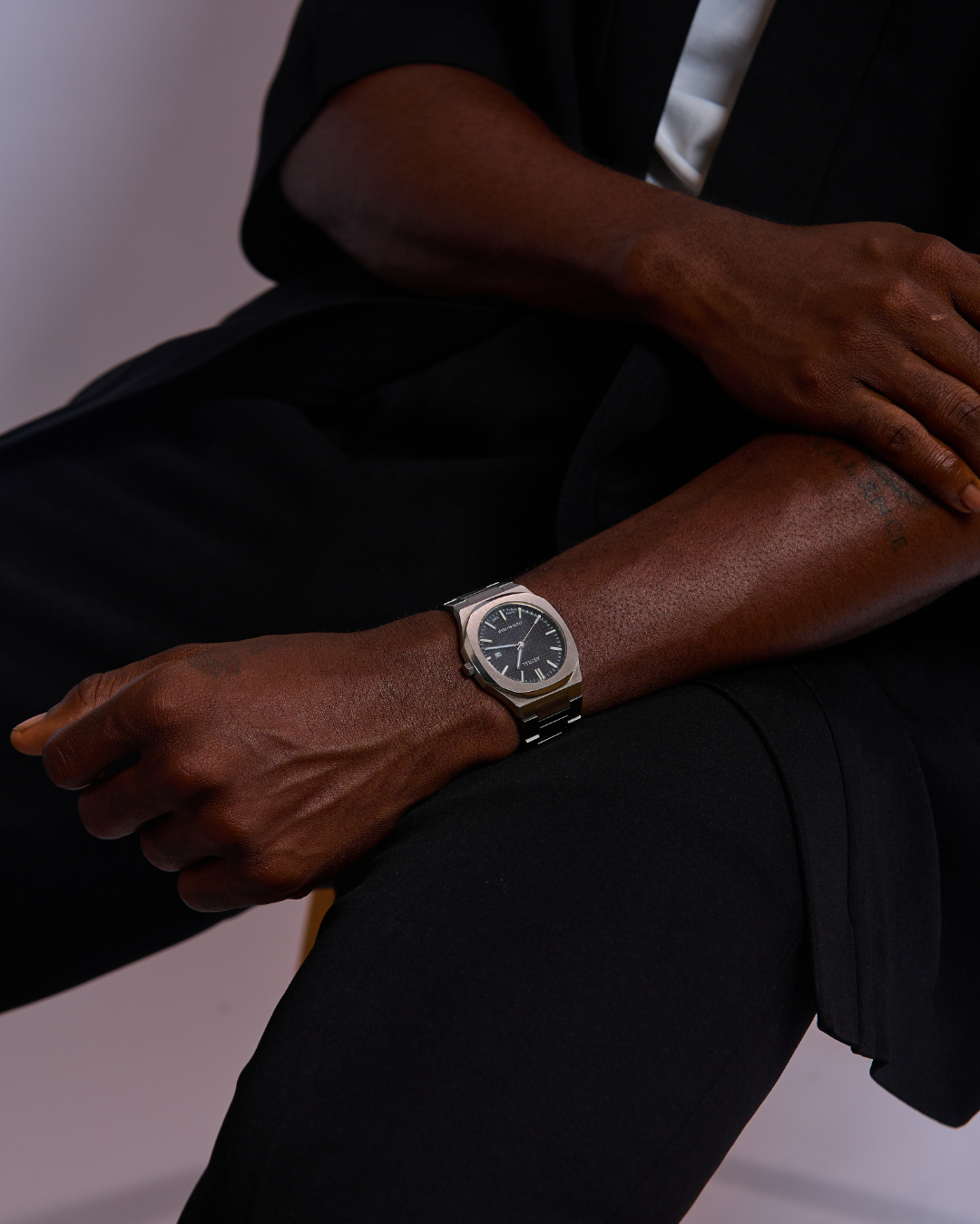 Silver x Black Astral Date Master