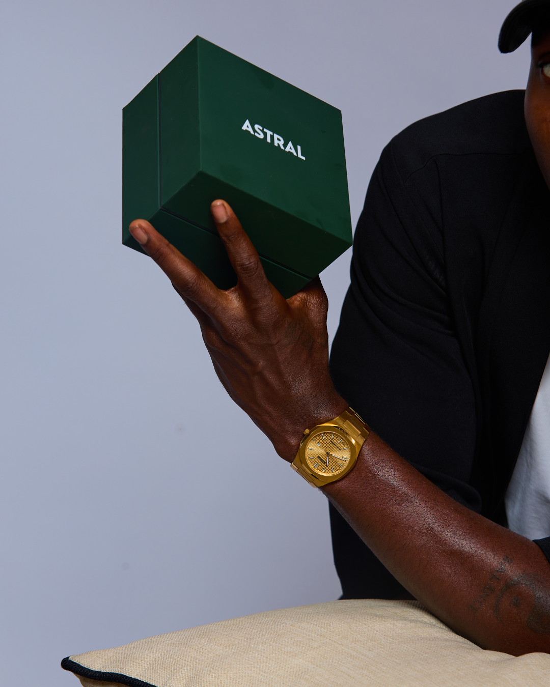 Yellow Gold Astral Date Master